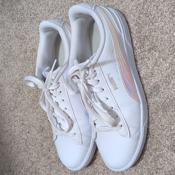 Puma Low Top Sneakers White With Iridescent Stripe - Picture 1 of 5